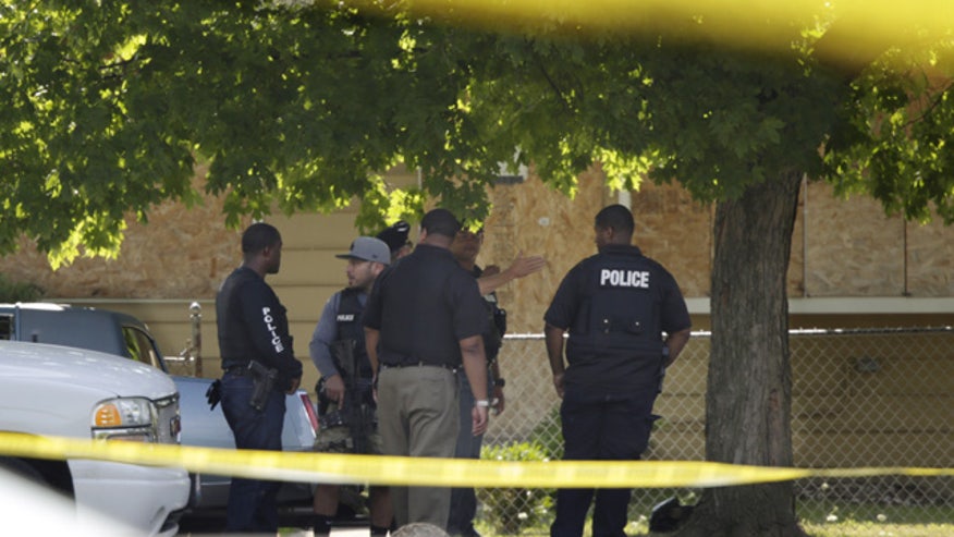 CORRECTION Officer Sh_Cham640.jpg